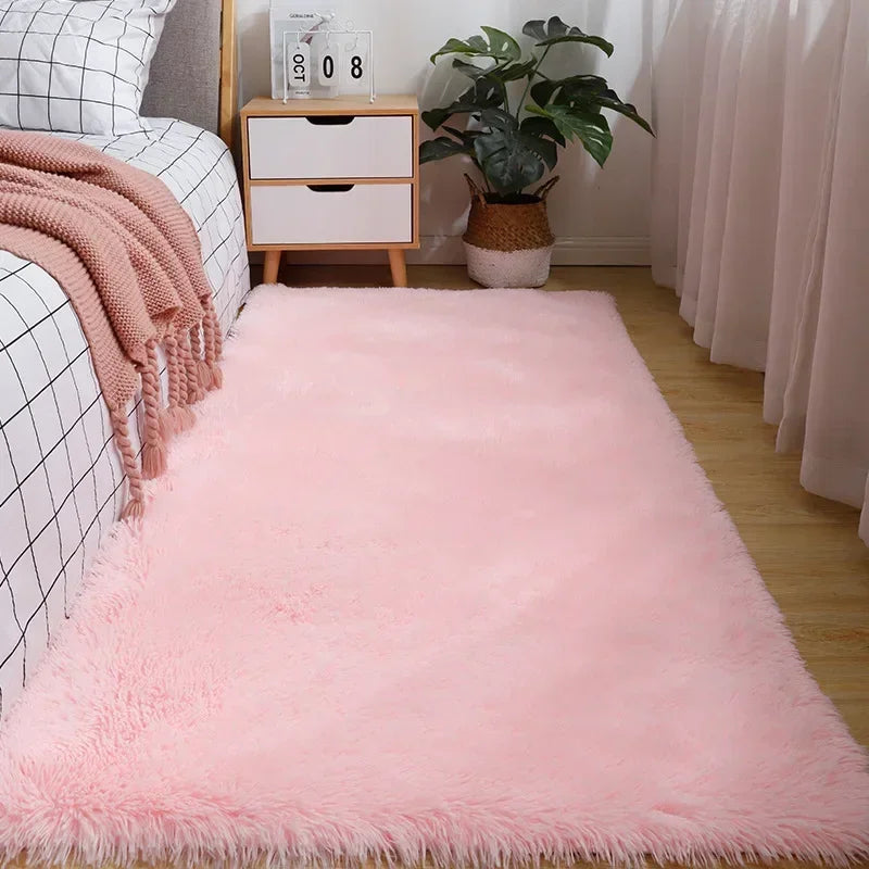 Luxurious Silk-Wool Blend Bedside Rug for Girls, Non-Slip Silicone Base, Plush Living Room Carpet, Adorable Bedroom Decor