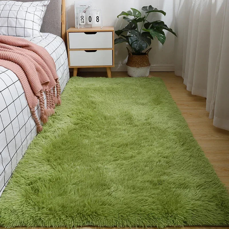 Luxurious Silk-Wool Blend Bedside Rug for Girls, Non-Slip Silicone Base, Plush Living Room Carpet, Adorable Bedroom Decor