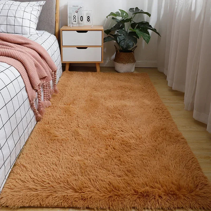 Luxurious Silk-Wool Blend Bedside Rug for Girls, Non-Slip Silicone Base, Plush Living Room Carpet, Adorable Bedroom Decor